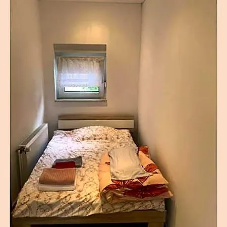 דירה Ruhiges Zentral Gelegenes In
