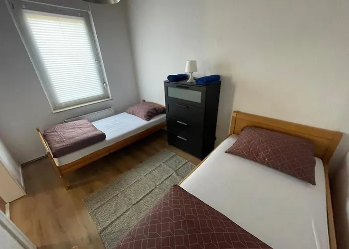 Appartement Ruhiges Zentral Gelegenes In *